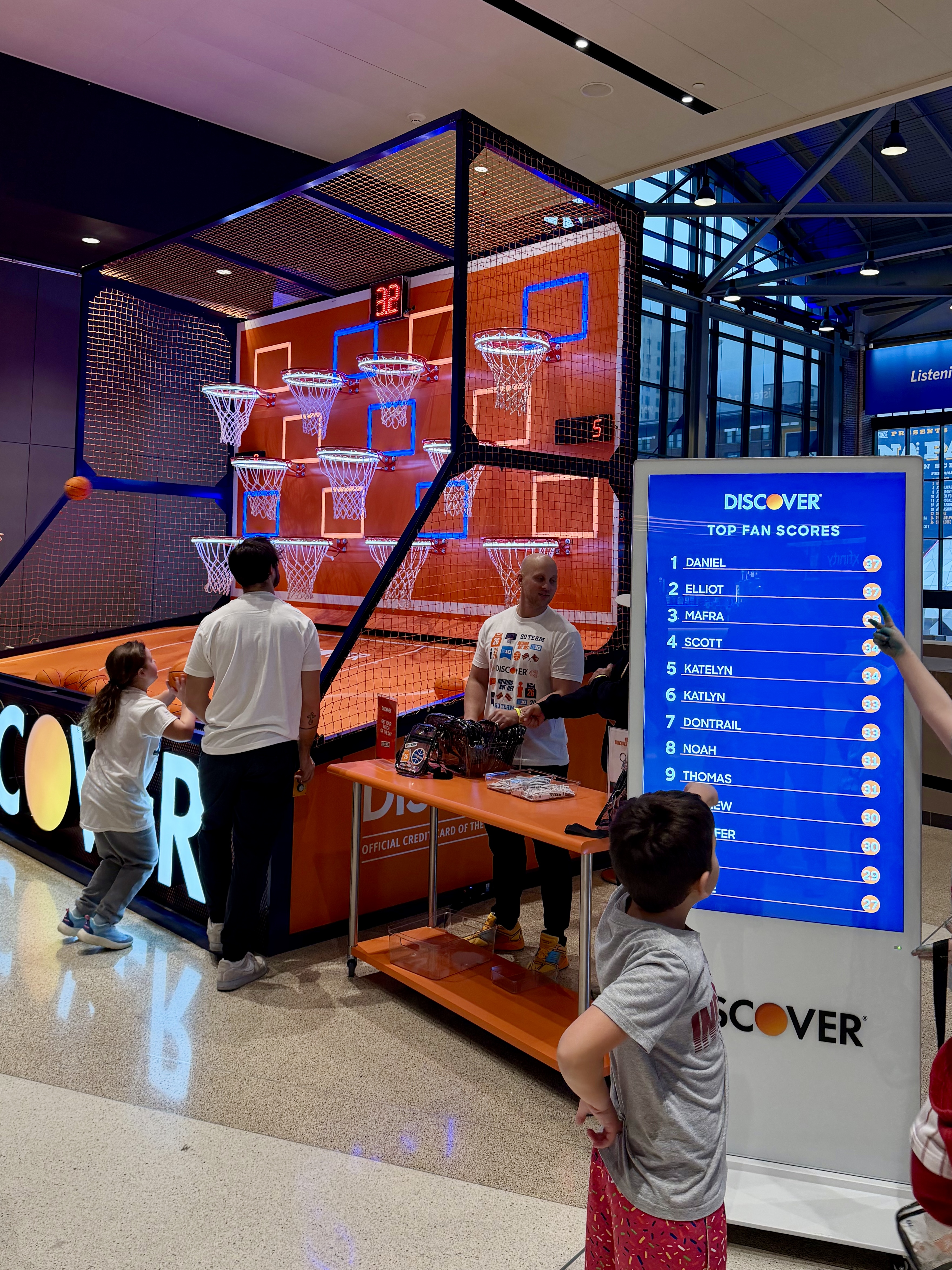 Lighting Up the Tournament: Discover's LED Fan Experience